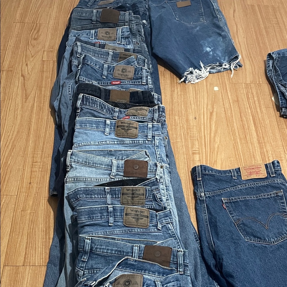 Wrangler Men's Blue Jeans Collection